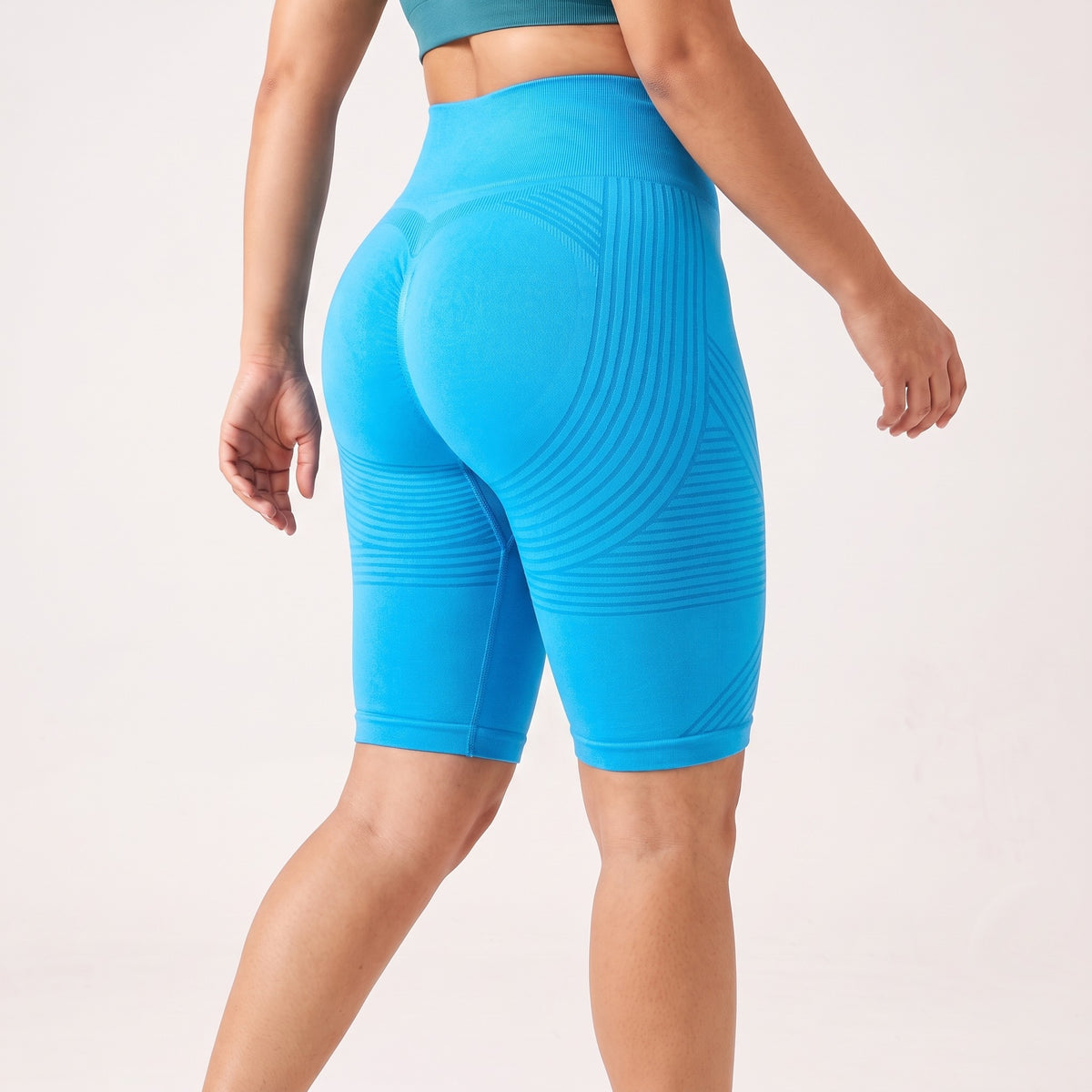 Sculpt Shorts · No Ride-Up